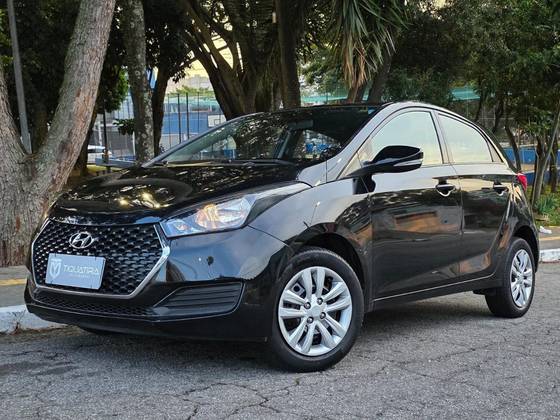 HYUNDAI HB20 1.0 COMFORT PLUS 12V FLEX 4P MANUAL HYUNDAI HB20 1.0 COMFORT PLUS 12V FLEX 4P MANUAL
